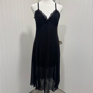 Elegant Black Lace Trim Nightgown